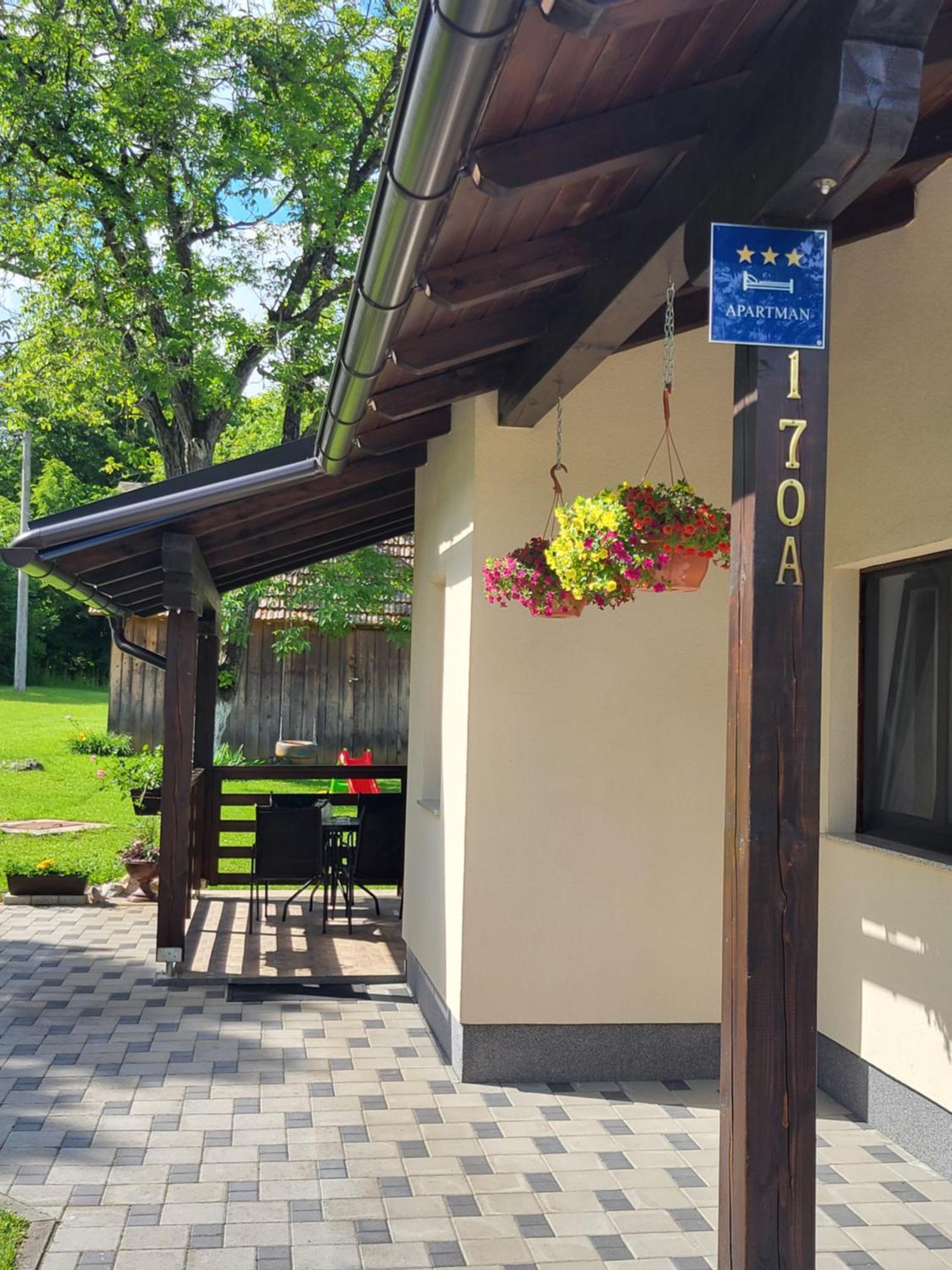 Holiday Home, Apartman Obajdin Slunj Exterior photo